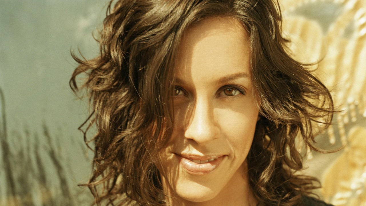 Alanis Morissette photo