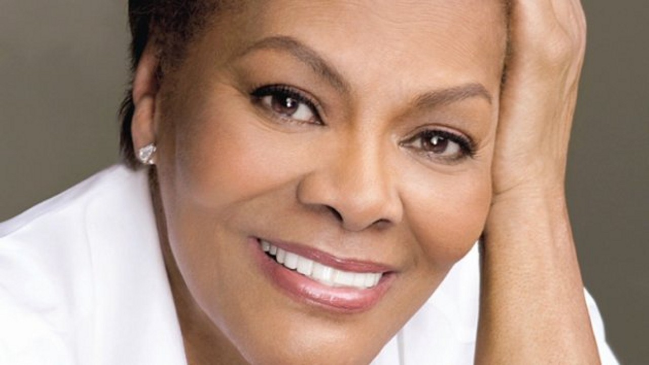 Dionne Warwick photo