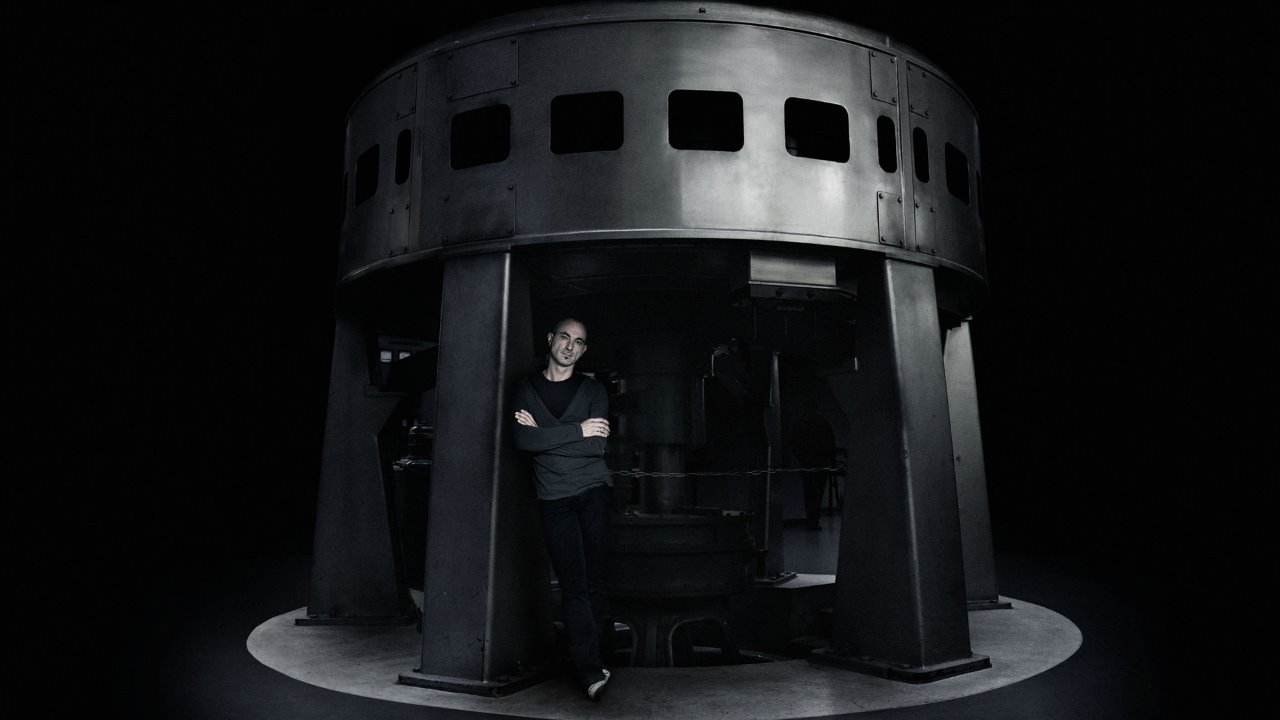 Robert Miles photo