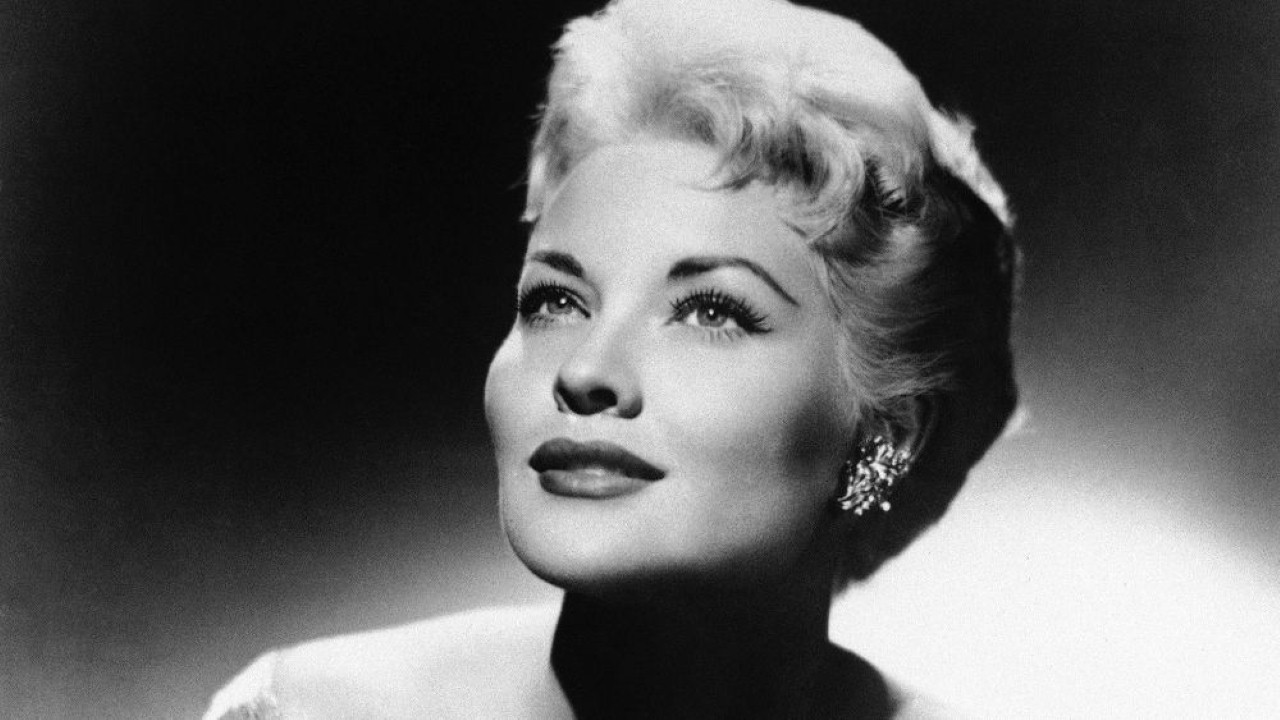 Patti Page photo