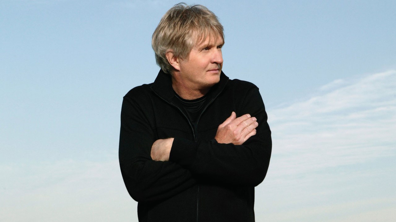 Tom Cochrane photo
