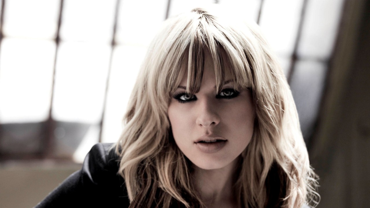 Orianthi photo