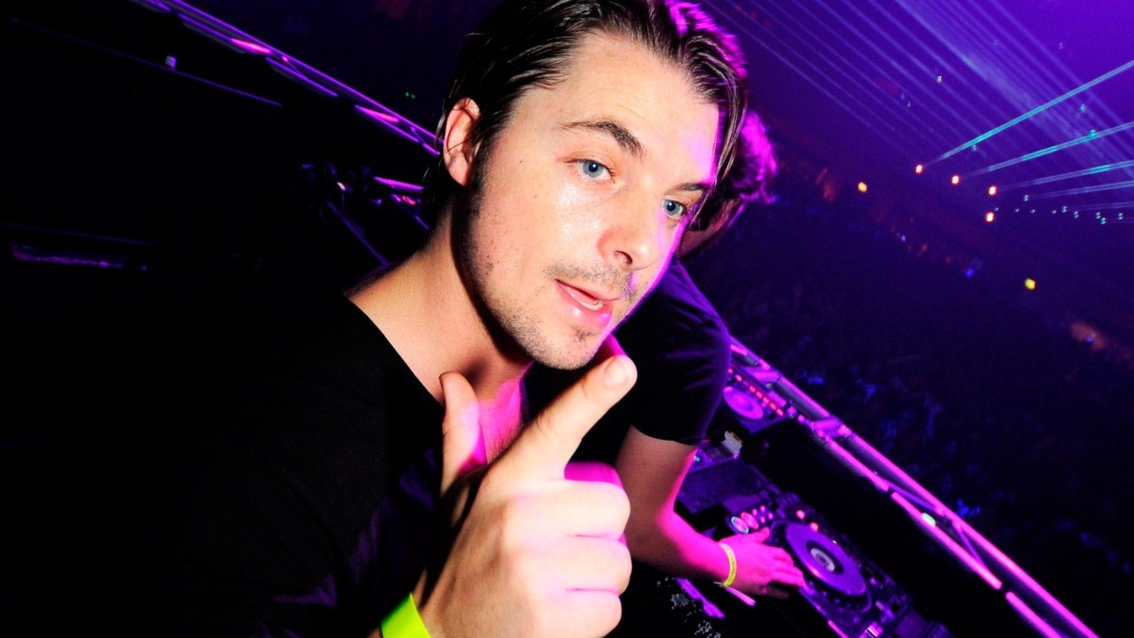 Axwell photo