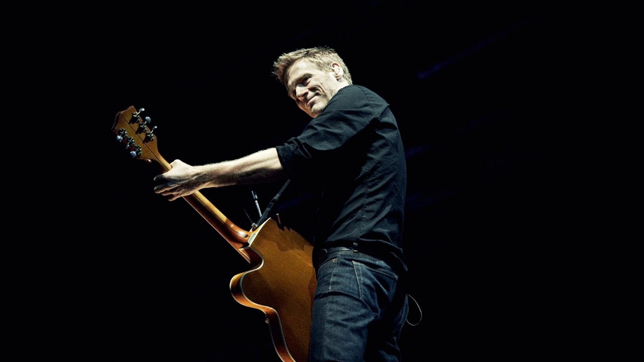 Bryan Adams photo