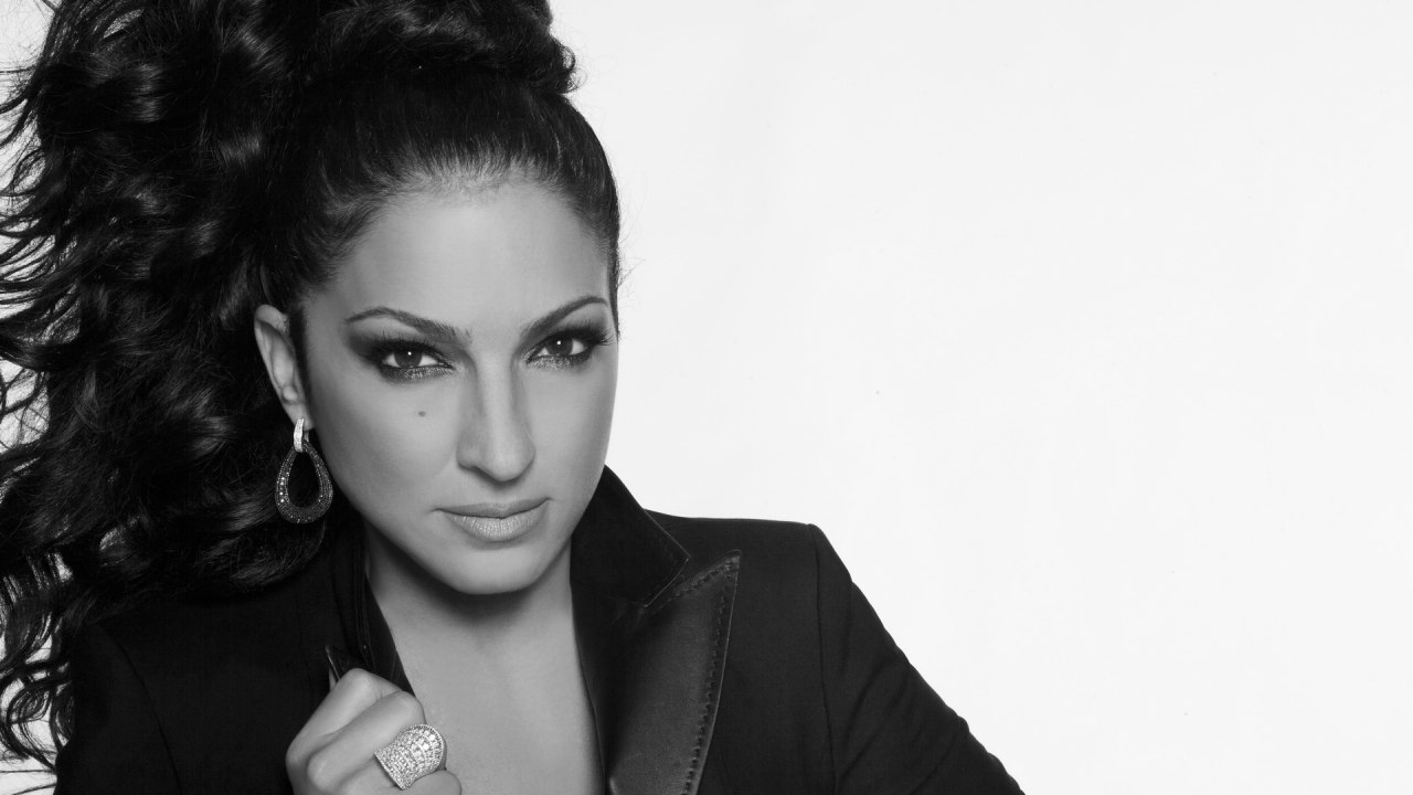 Gloria Estefan photo