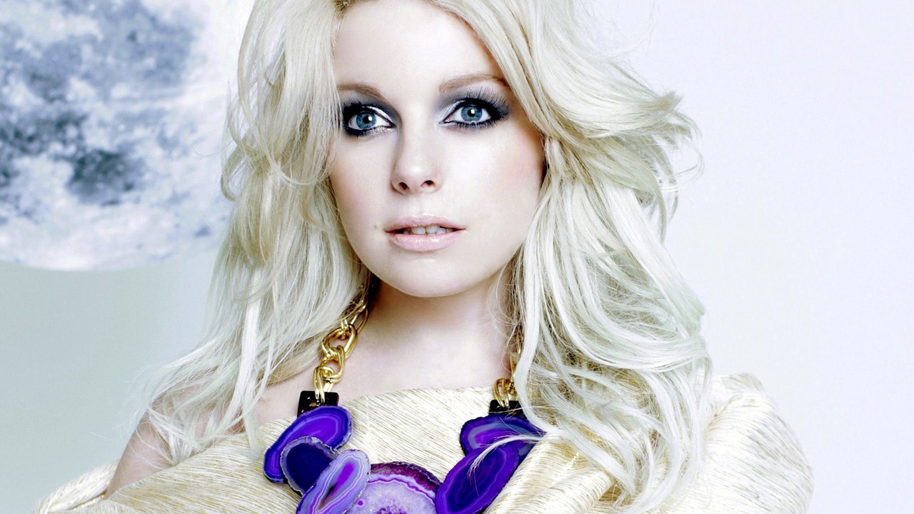 Little Boots photo