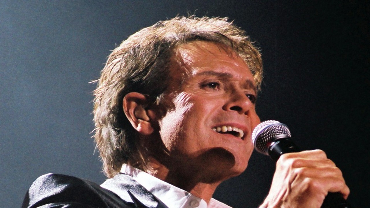 Cliff Richard photo