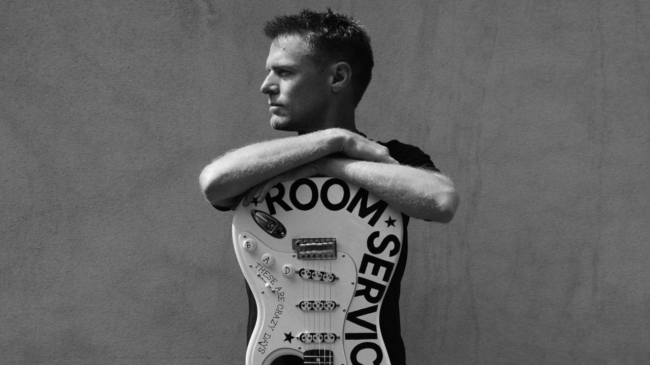 Bryan Adams photo