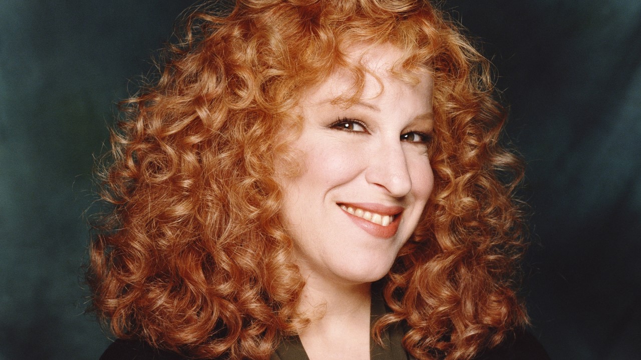 Bette Midler photo