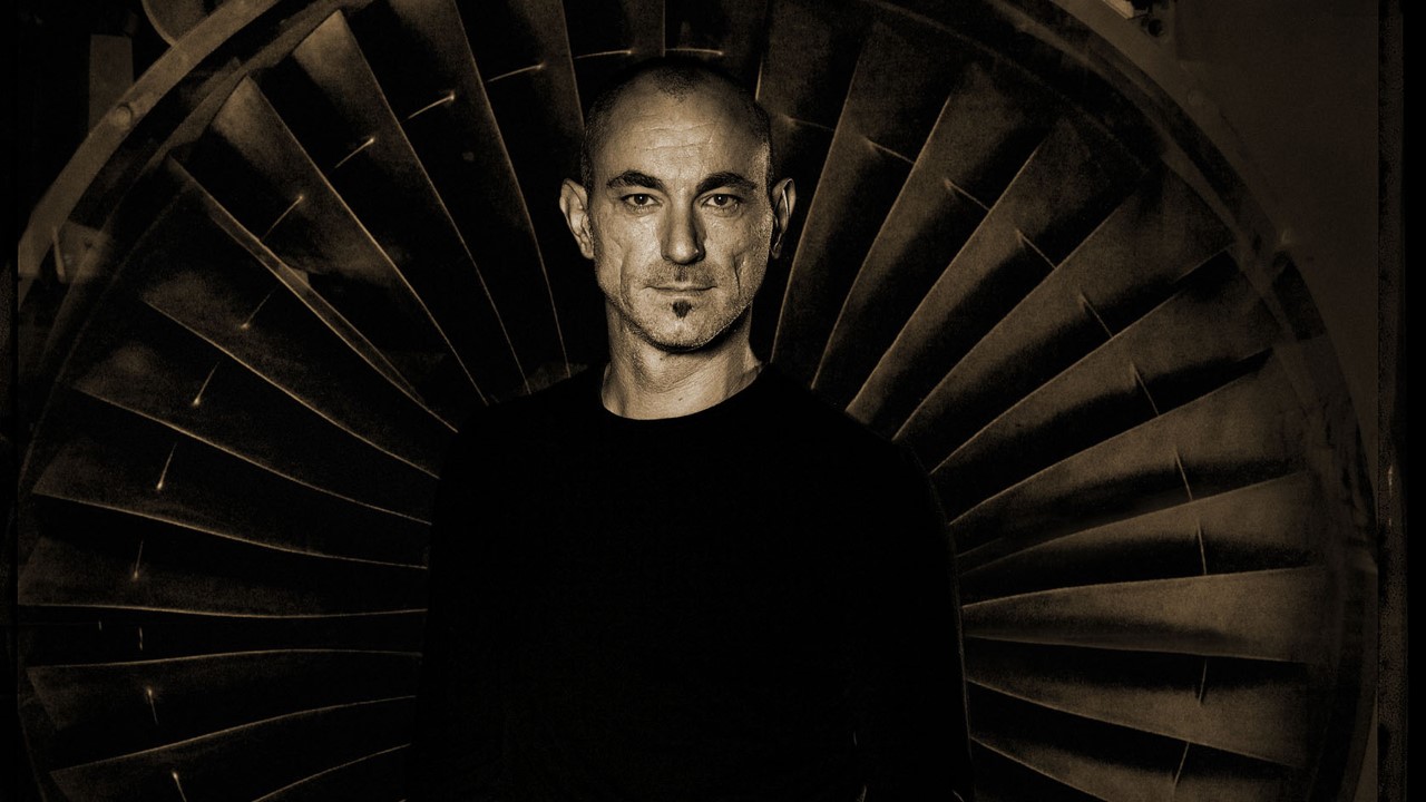 Robert Miles photo