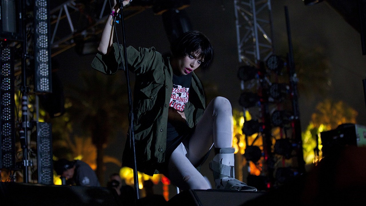 Crystal Castles photo