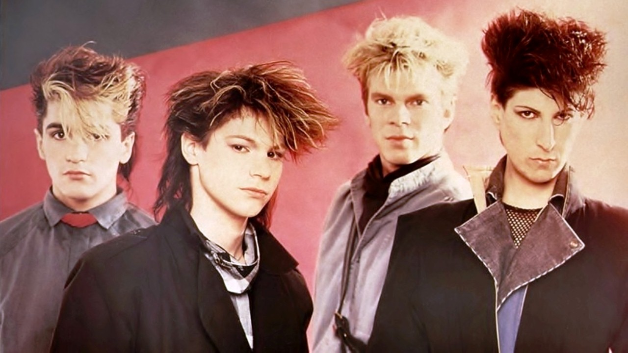 Pseudo Echo photo