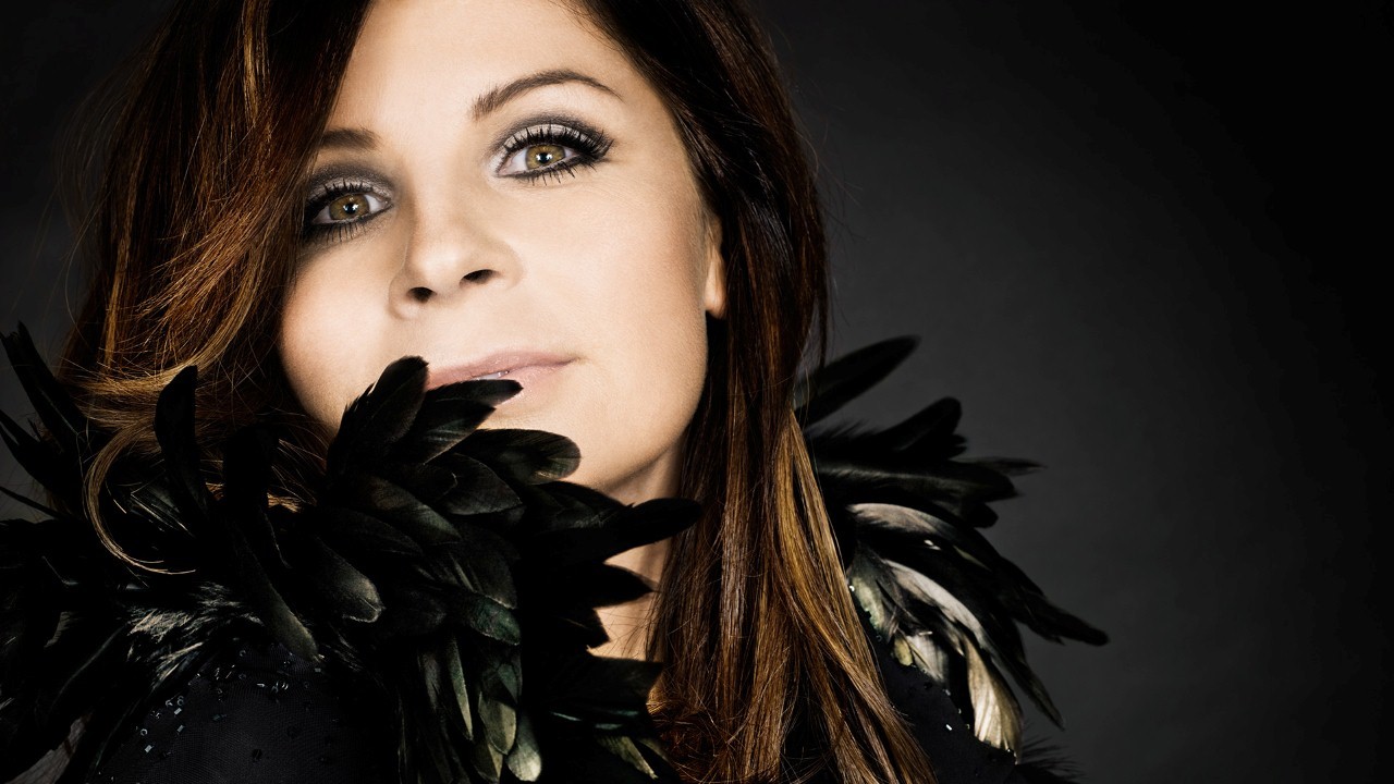 Carola photo