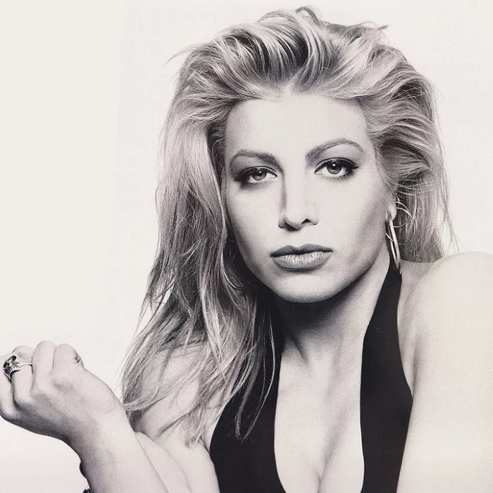 Taylor Dayne