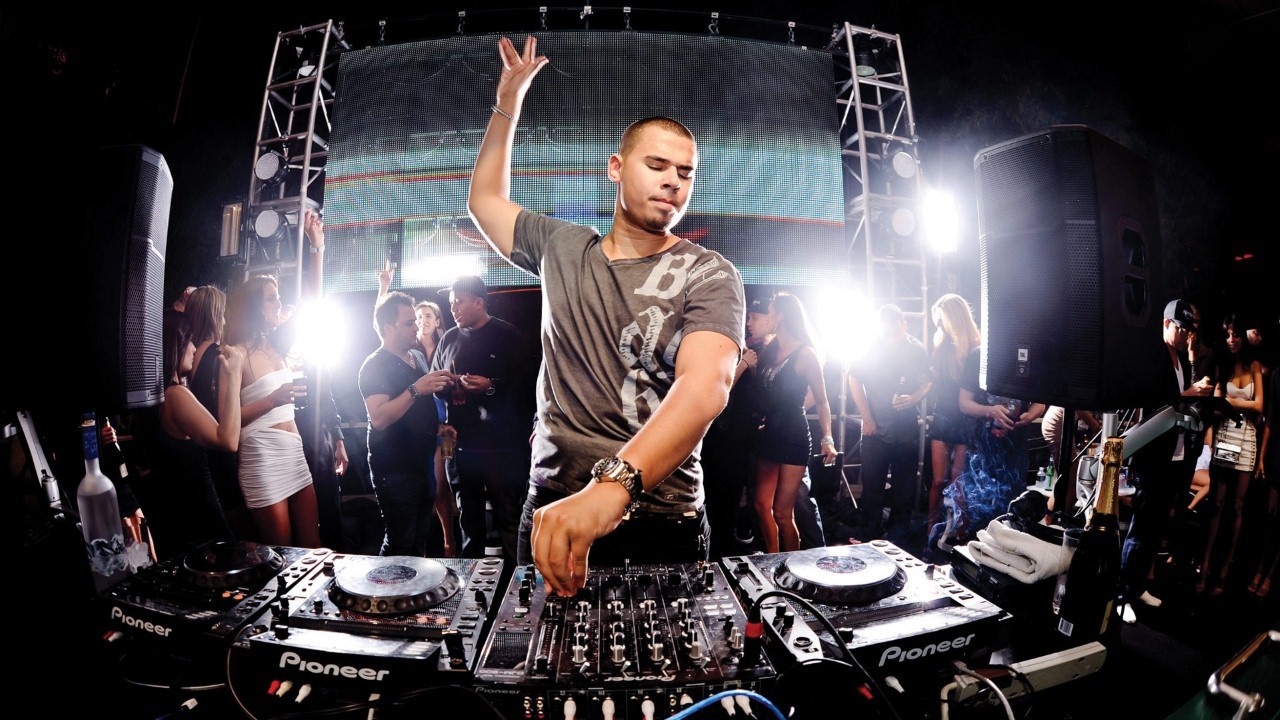 Afrojack photo