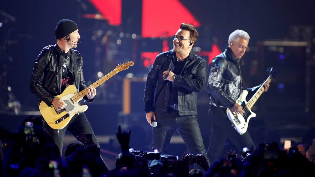 U2 photo