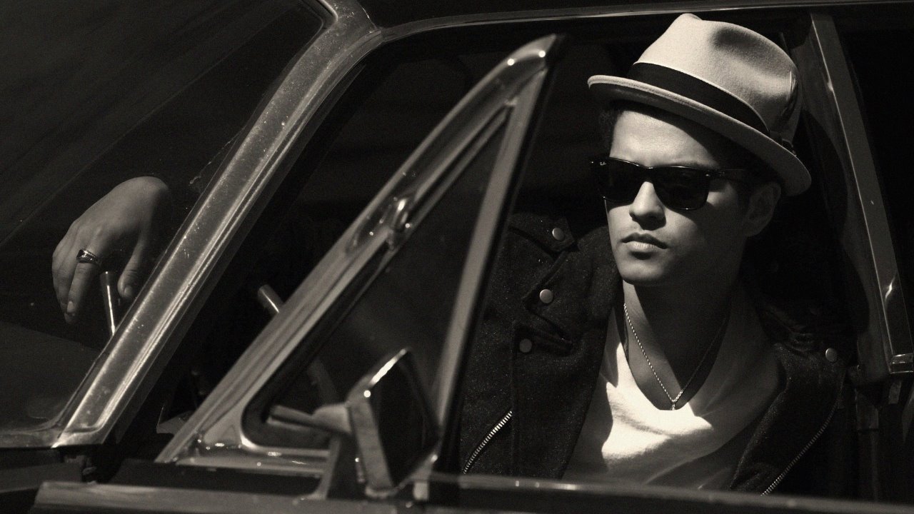 Bruno Mars photo